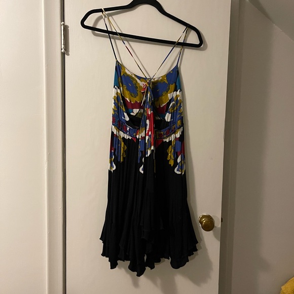 Flowy mini dress - Picture 2 of 4